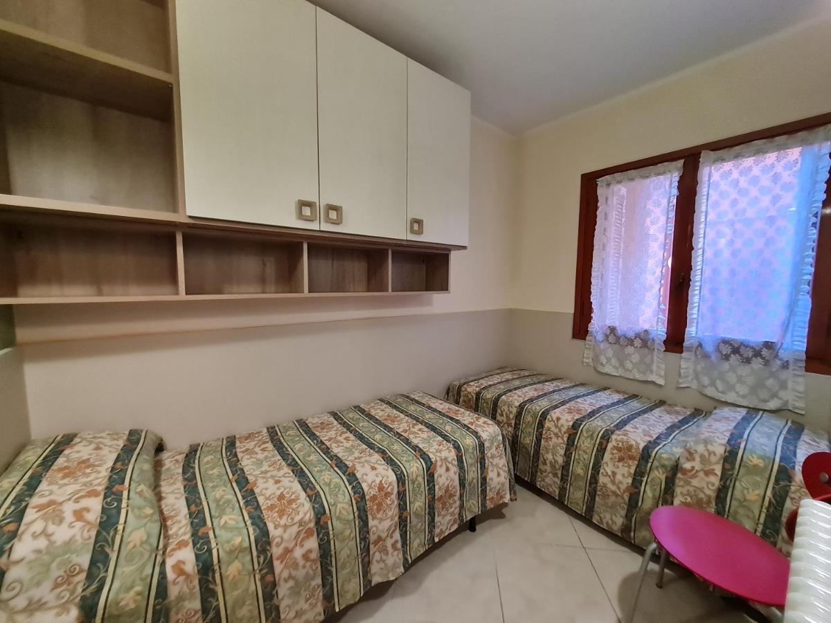 Easy Apartments Peschiera ペスキエーラ・デル・ガルダ エクステリア 写真