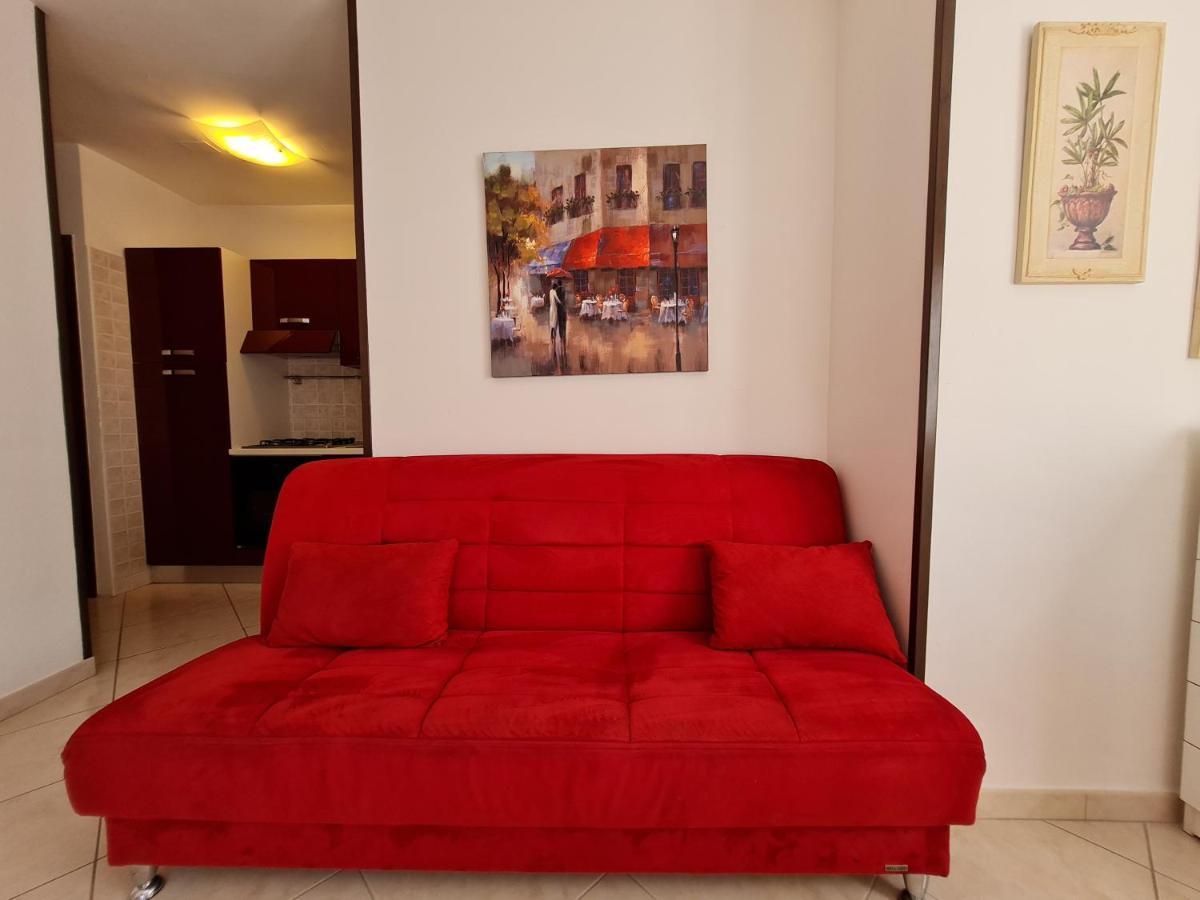 Easy Apartments Peschiera ペスキエーラ・デル・ガルダ エクステリア 写真