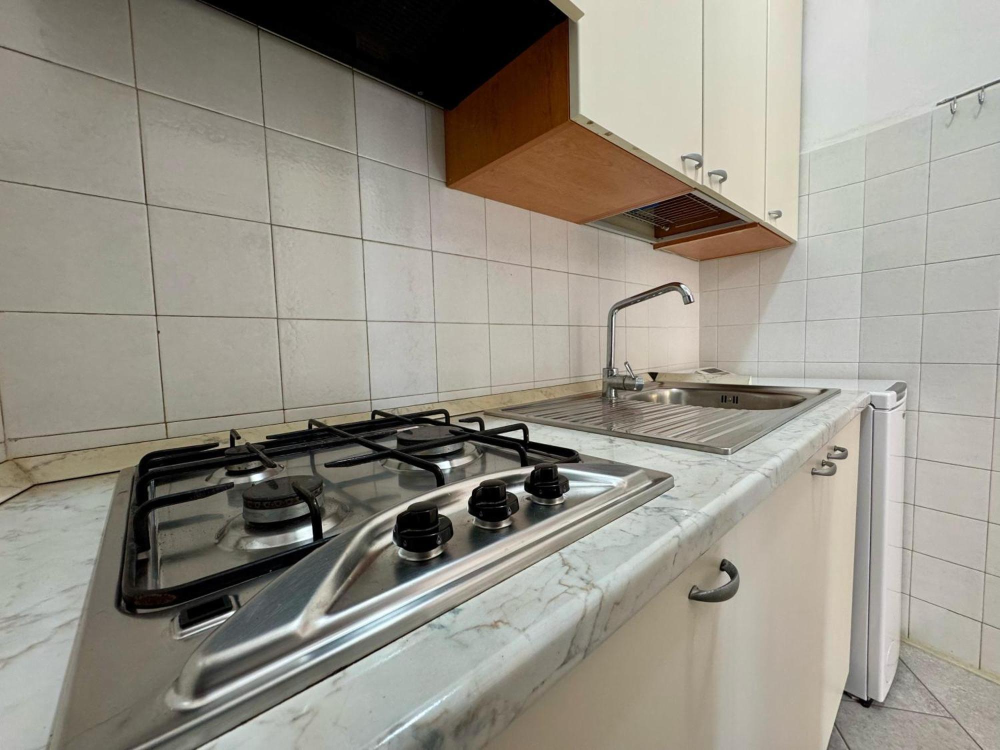 Easy Apartments Peschiera ペスキエーラ・デル・ガルダ エクステリア 写真