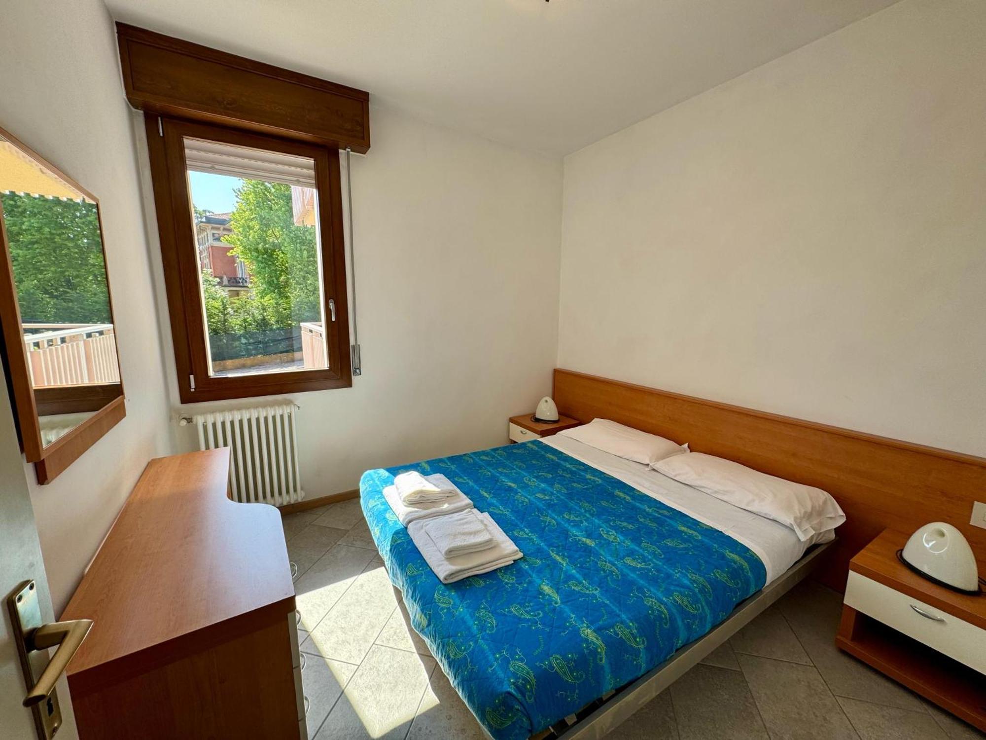Easy Apartments Peschiera ペスキエーラ・デル・ガルダ エクステリア 写真