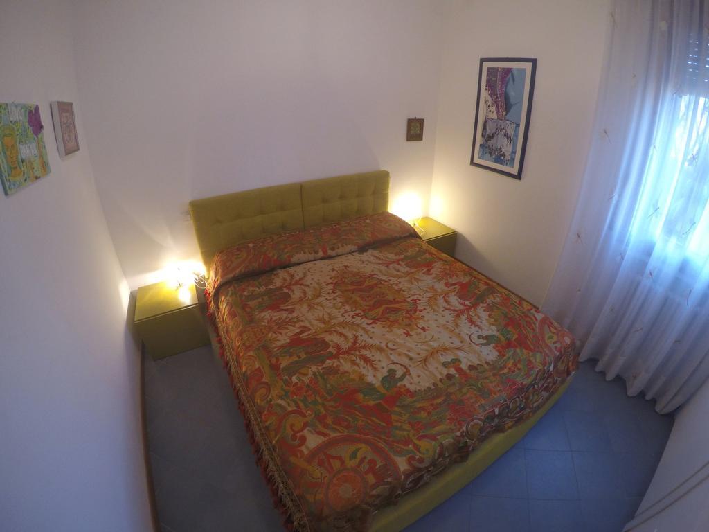 Easy Apartments Peschiera ペスキエーラ・デル・ガルダ エクステリア 写真