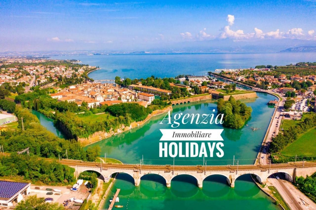 Easy Apartments Peschiera ペスキエーラ・デル・ガルダ エクステリア 写真